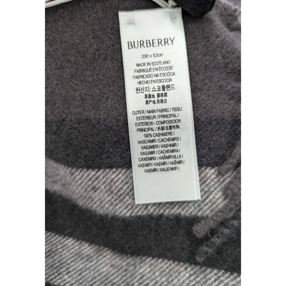 Burberry Washed Giant Check Cashmere Scarf Otter 8074793 - Picture 8 of 11